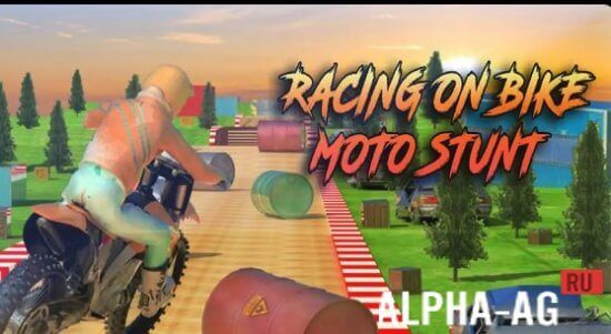 Racing on Bike Moto Stunt