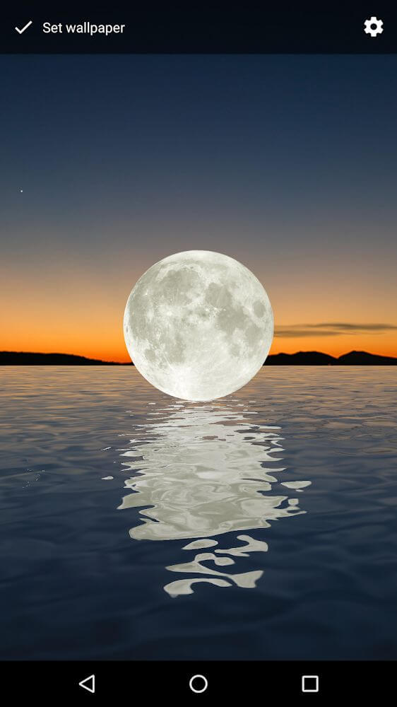 Moon Over Water Live Wallpaper screenshot 3