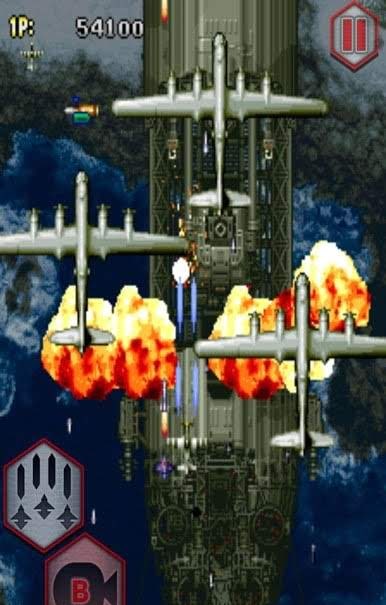 STRIKERS 1945 Classic gameplay screenshot 2