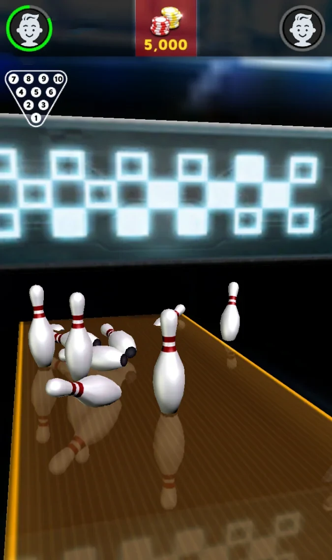 Bowling King gameplay screenshot 2